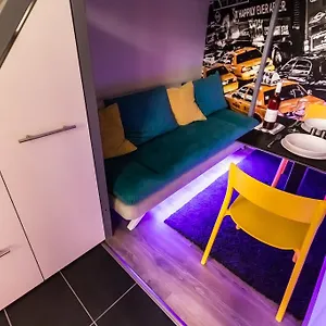  Apartment Klauzal Design Hungary